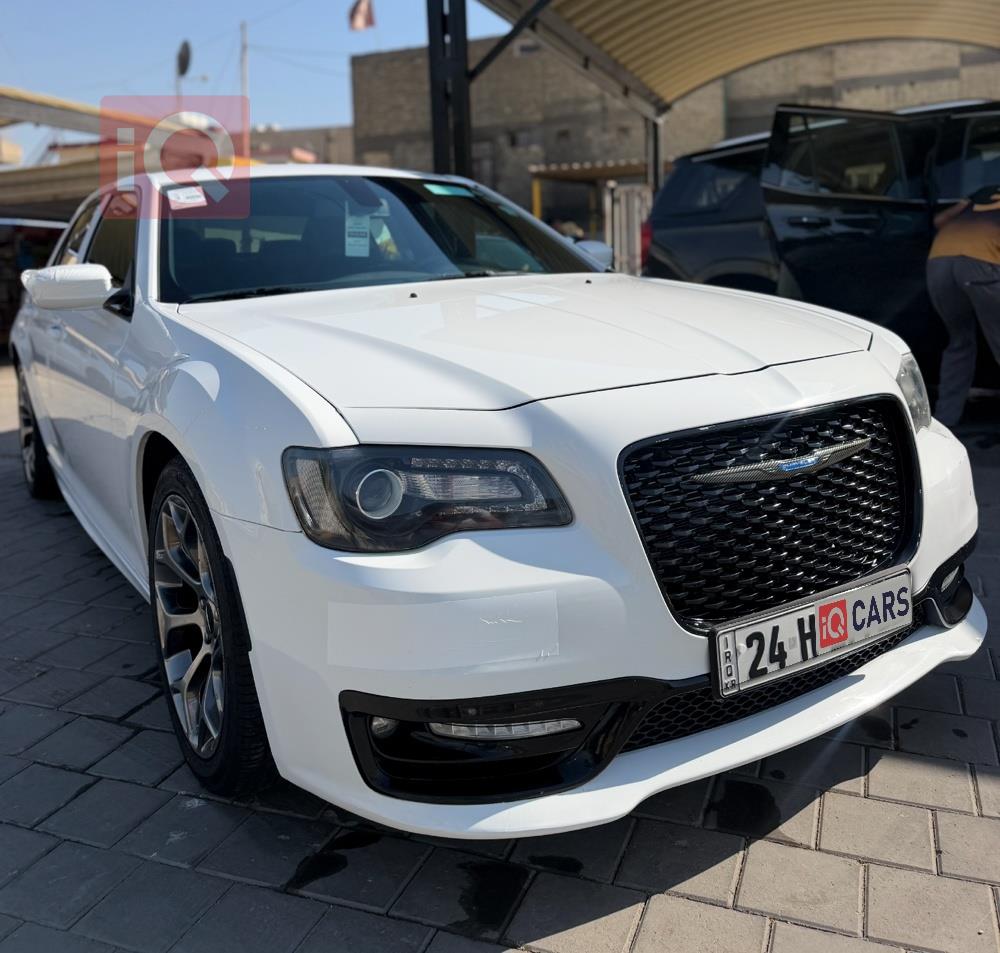 كرايسلر 300